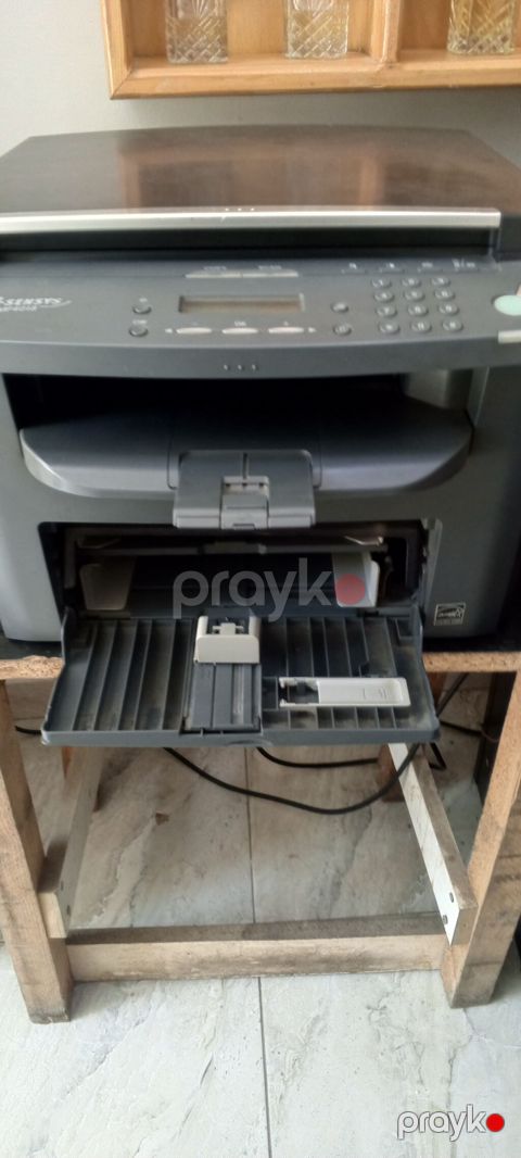 Serakopya skaner printer 3 funksyali 2 dene katreci var doldu hec bir — Gəncə