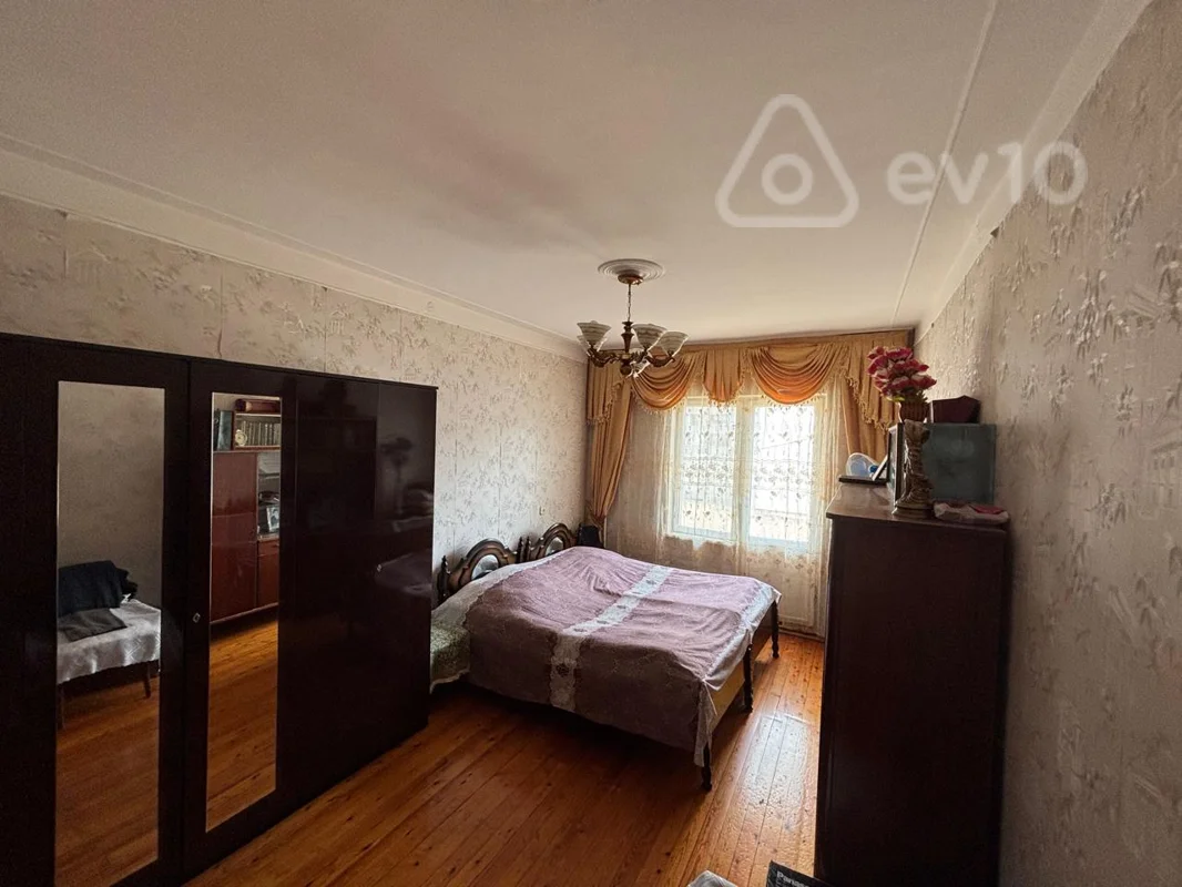 4 otaqlı mənzil, 110 m², Y/Yasamal E.Ehmedov 26 — Mənzil, Bakı (9)