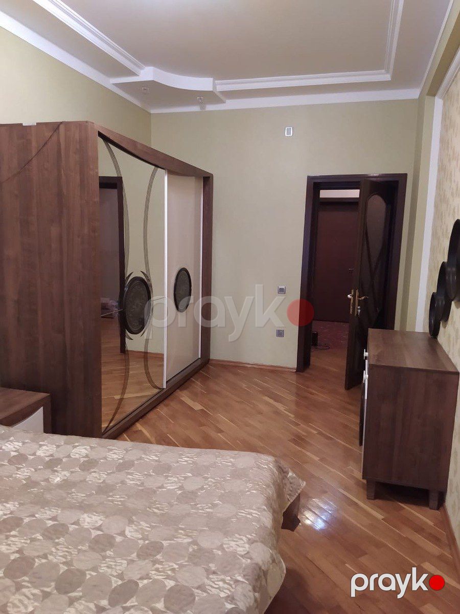 Satılır 5 otaqlı yeni tikili 250 m² — Mənzil, Bakı (7)