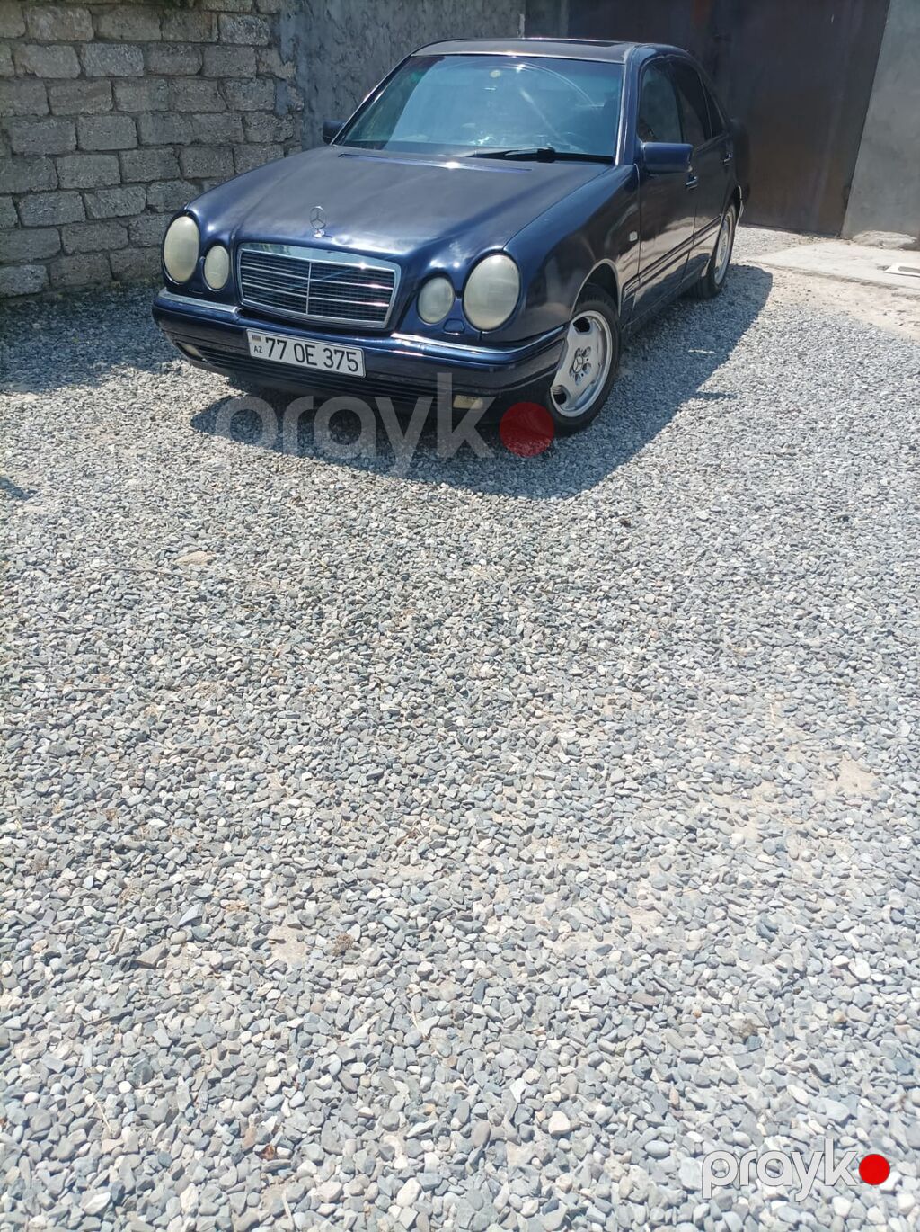 Mercedes-Benz E-Class W210 sedan - Kuzov: sedan, tünd göy rəng 77-OE-375 — Avtomobillər, Digah (2)