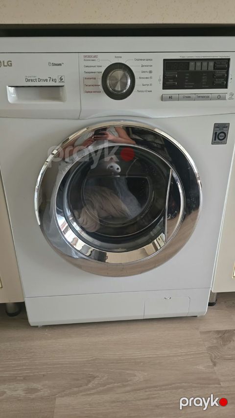 Lg paltaryuyan masin 350azn. Teze alinib. 7 kq. Unvan ceyranbatan — Bakı