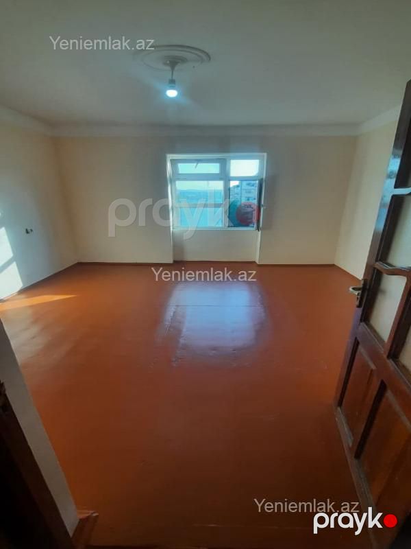 Satılır 2 otaqlı Bina evi menzil (Köhnə tikili), 56 m², 11-ci mikrorayon — Mənzil, Sumqayıt (5)