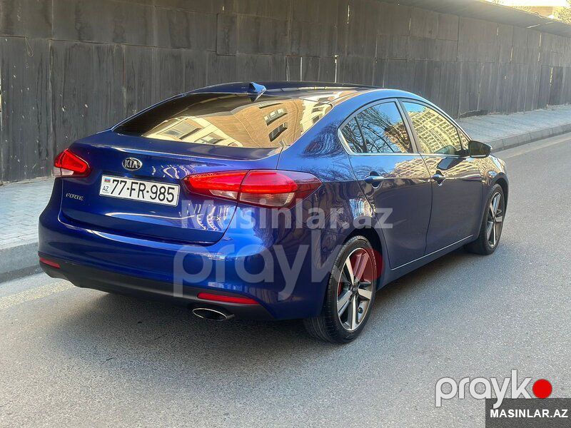 Kia Forde, 2017 il — Minik avtomobili icarəsi, Bakı (2)