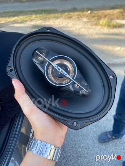 2 650w, 2 700w, 2 750w Pioneer kalonka satılır.Yanında tülpan — Sumqayıt