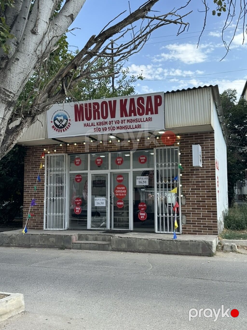 Obeyekt Xırdalanda Binaların tam ortasında cox ela yerde yerleşir — Qida məhsulları, Xırdalan (2)
