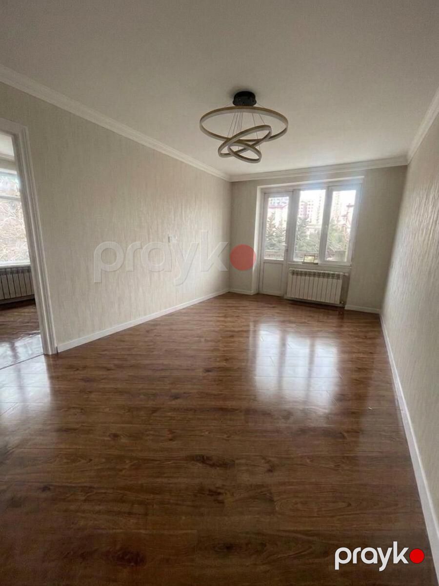 Satılır 2 otaqlı köhnə tikili 45 m² — Mənzil, Bakı (3)