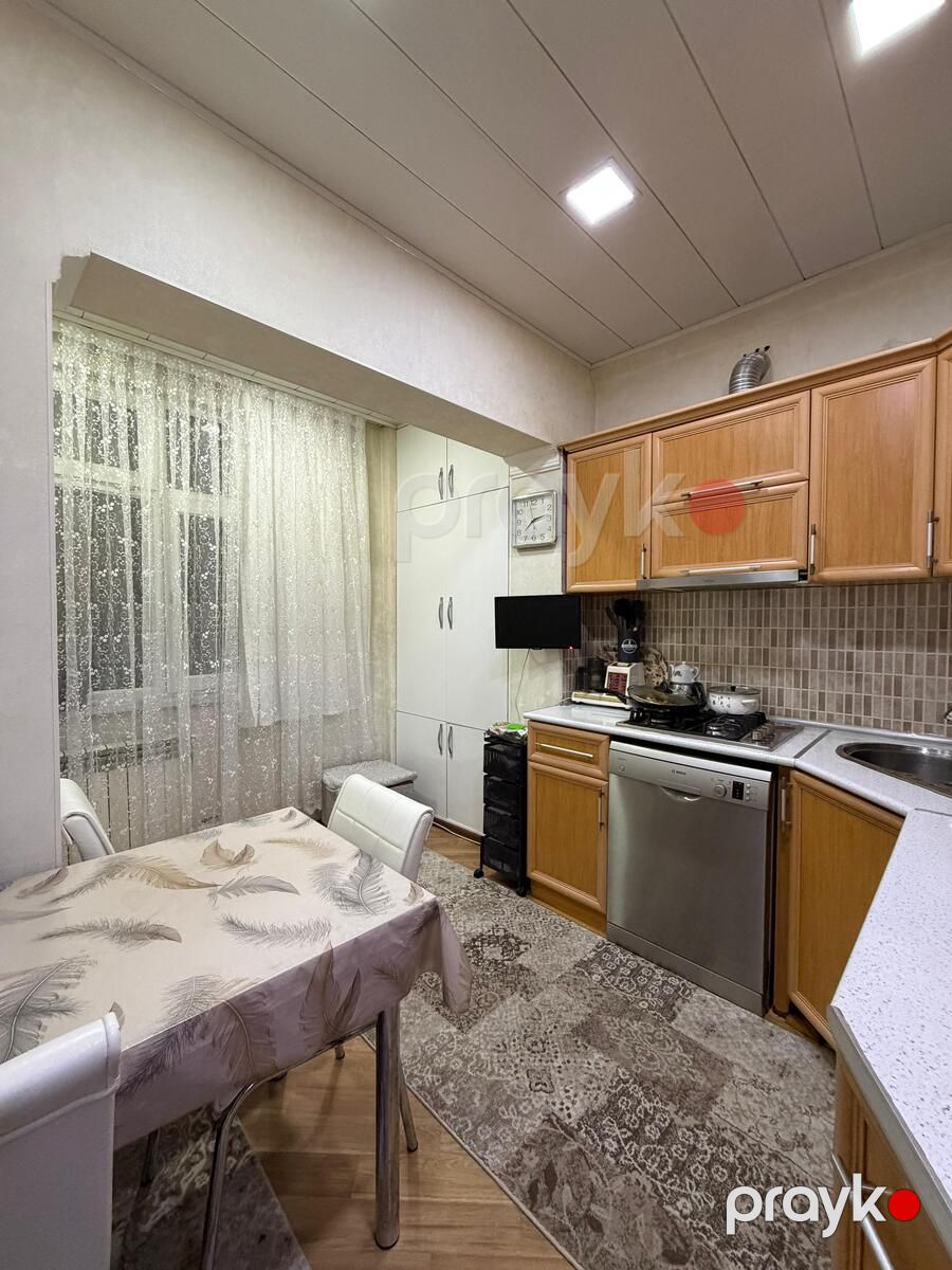 Satılır 4 otaqlı köhnə tikili 100 m² — Mənzil, Bakı (12)