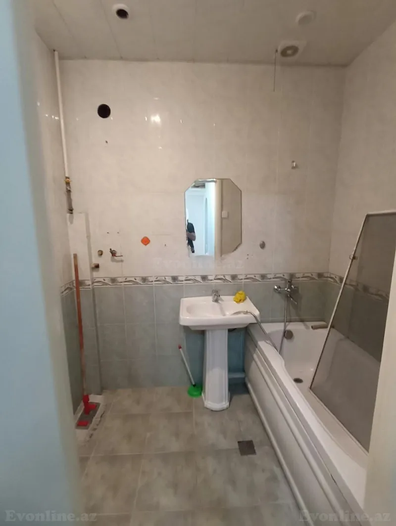 Kirayə verilir 2 otaqlı Mənzil Köhnə tikili 55 m² Bakı, Səbail r — Mənzil, Bakı (4)