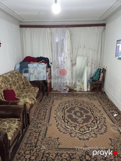 Satılır 2 otaqlı Bina evi menzil (Köhnə tikili), 48 m², 4-cü mikrorayon — Sumqayıt
