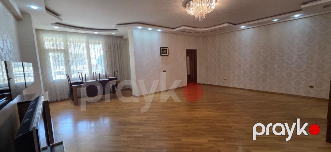 Satılır 4 otaqlı yeni tikili 200 m² — Mənzil, Bakı (2)