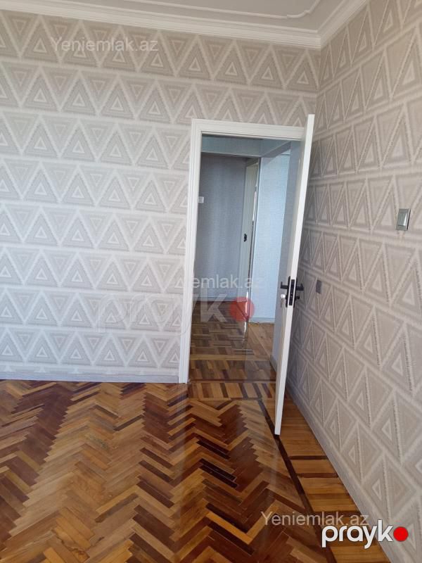 Satılır 3 otaqlı Bina evi menzil (Köhnə tikili), 100 m², Xətai rayonu — Mənzil, Bakı (10)