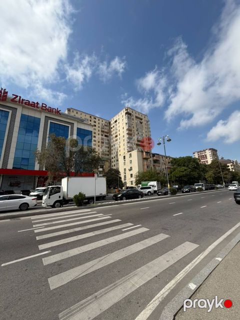 Satılır 2 otaqlı köhnə tikili 55 m² — Ramil Qəfərzadə