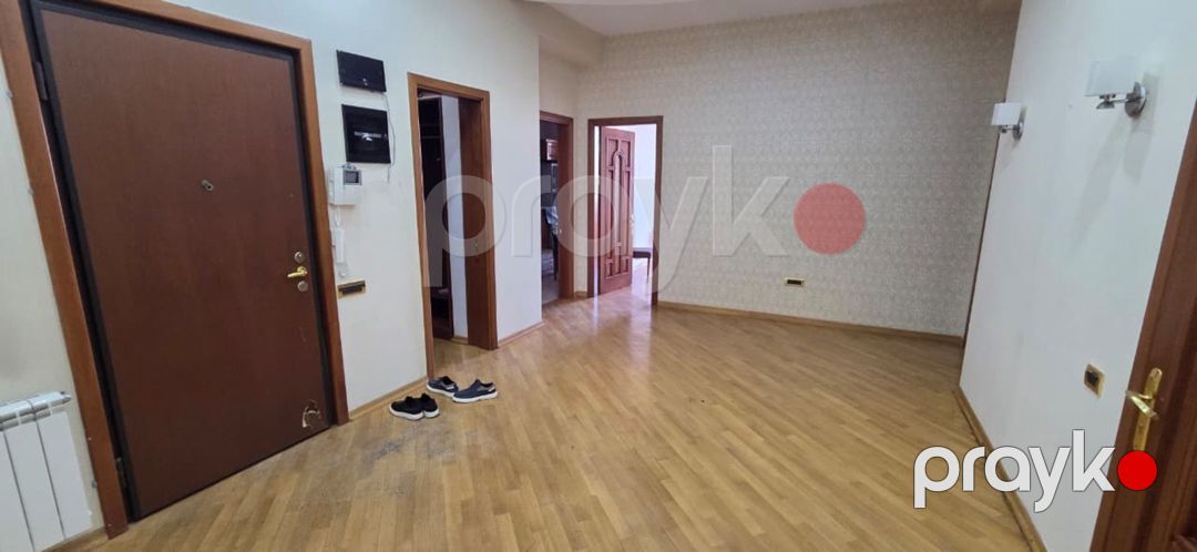 Satılır 4 otaqlı yeni tikili 200 m² — Mənzil, Bakı (7)