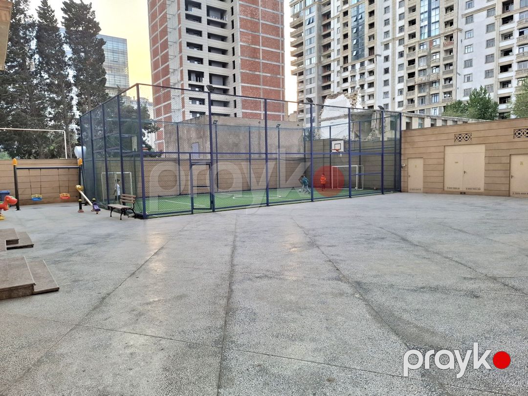 Satılır 4 otaqlı yeni tikili 217 m² — Mənzil, Bakı (5)