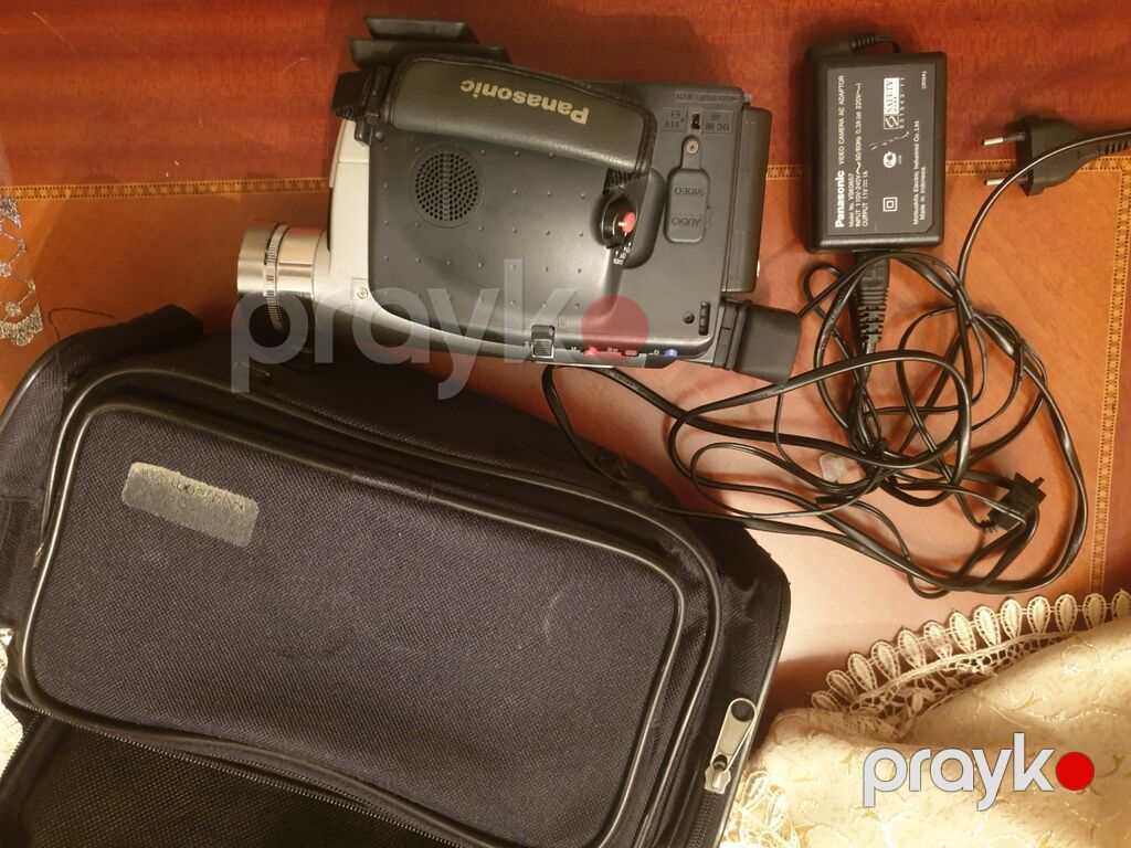 Orginal-retro Video Kamera Panasonic NV‑Z18 Vhs‑c video kamera — Video kamera, Bakı (3)
