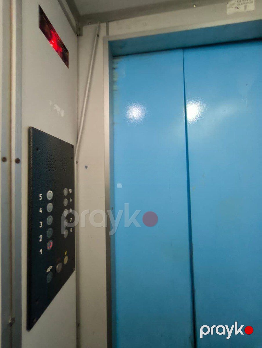 Satılır 1 otaqlı köhnə tikili 55 m² — Mənzil, Bakı (5)