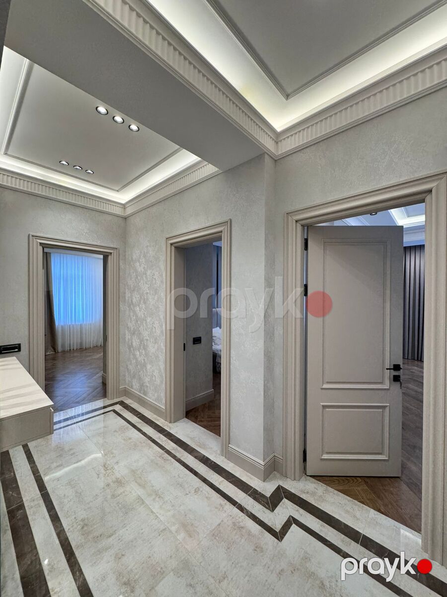 Satılır 4 otaqlı yeni tikili 185 m² — Mənzil, Bakı (12)
