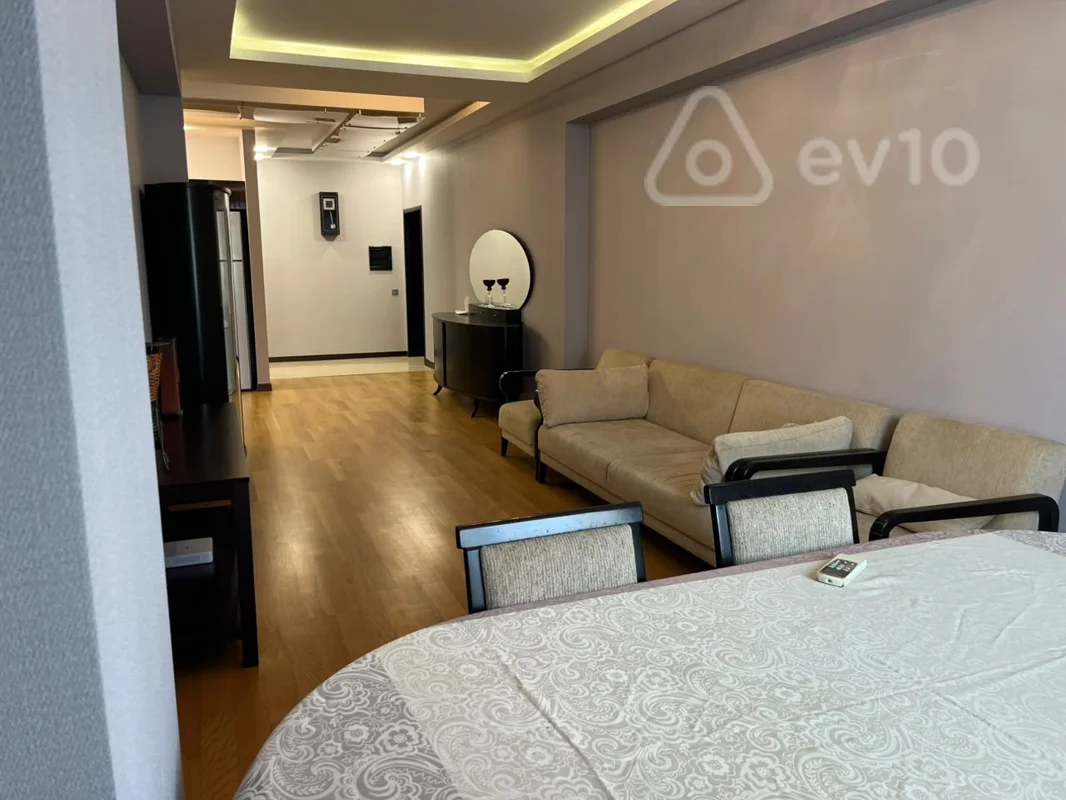 3 otaqlı mənzil, 98 m², İlqar Zülfüqarov küç — Mənzil, Bakı (3)