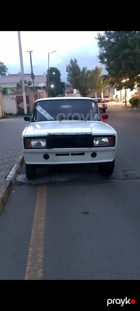 VAZ (Lada) 2107: 1.6 l 1992 il Sedan — Ağsu