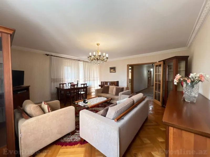 Kirayə verilir 4 otaqlı Mənzil Yeni tikili 120 m² Bakı, Yasamal r., Elmlər Akademiyası m — Bakı