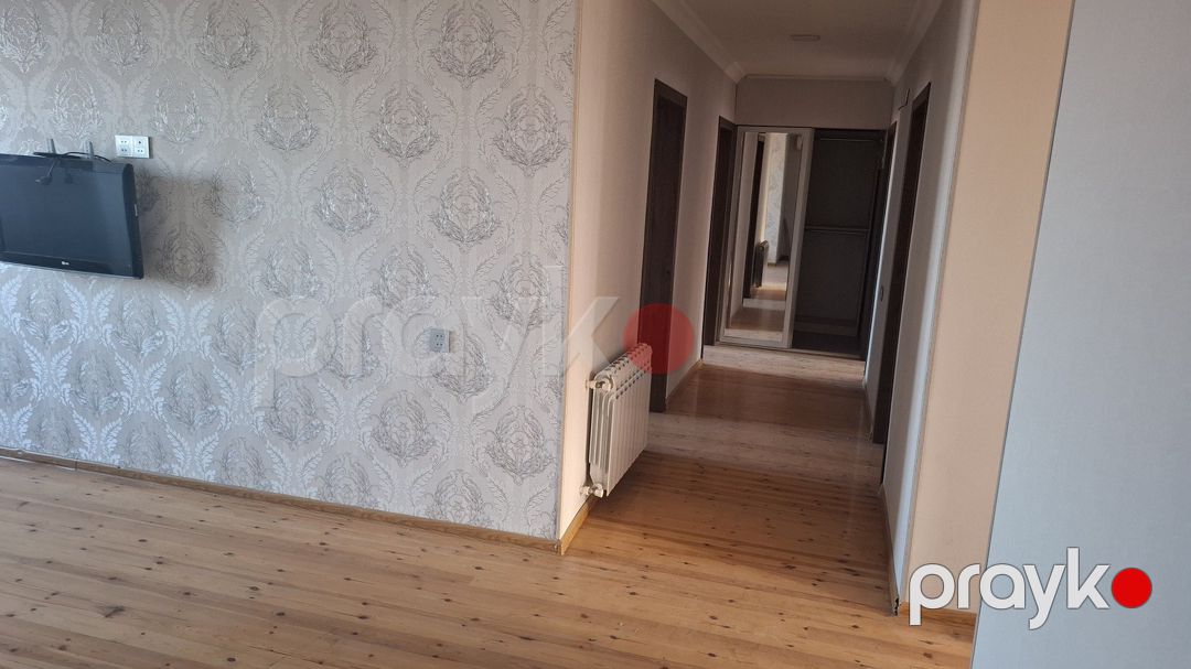 Satılır 5 otaqlı köhnə tikili 112 m² — Mənzil, Gəncə (8)
