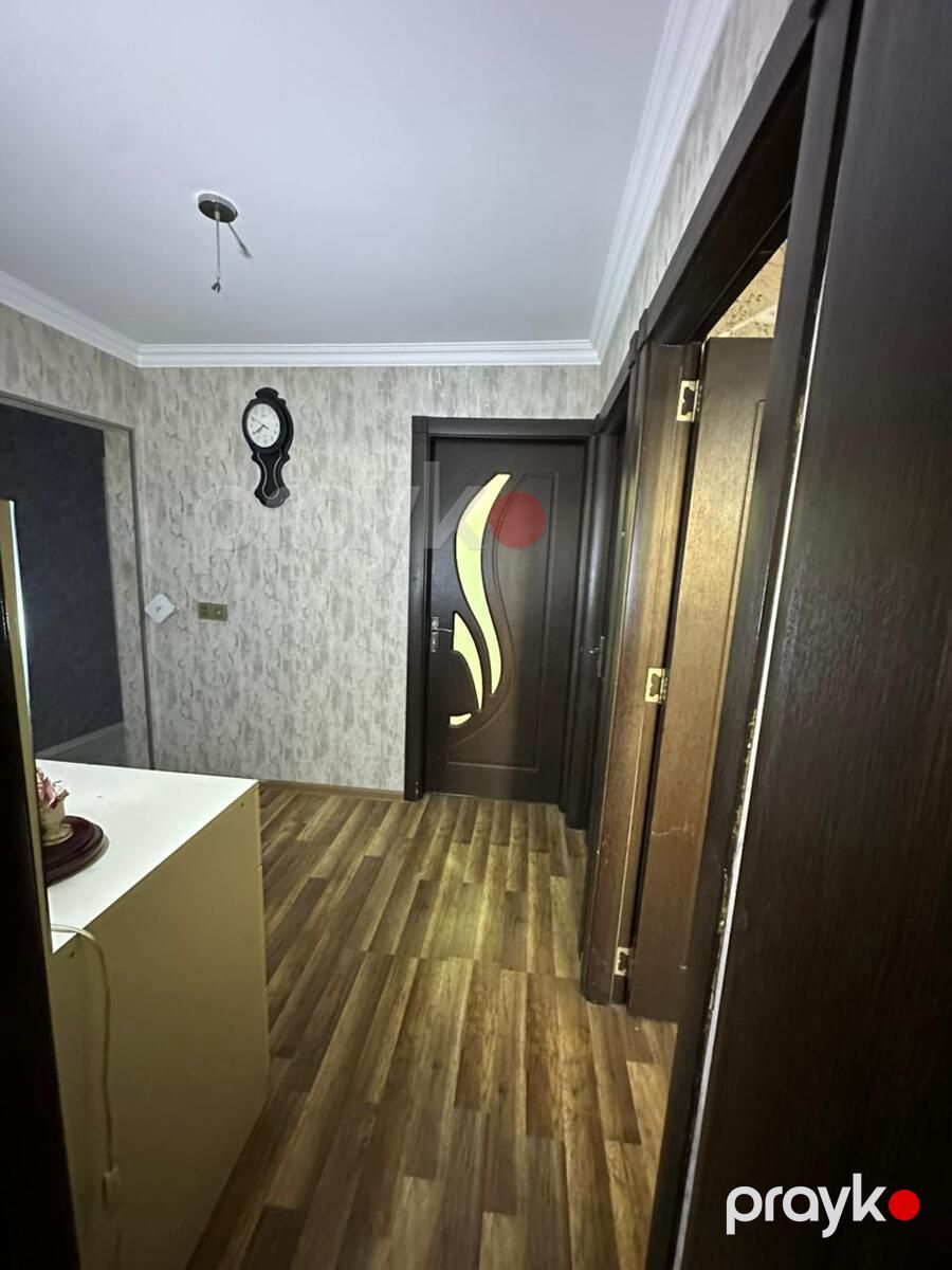 Satılır 4 otaqlı köhnə tikili 100 m² — Mənzil, Bakı (7)