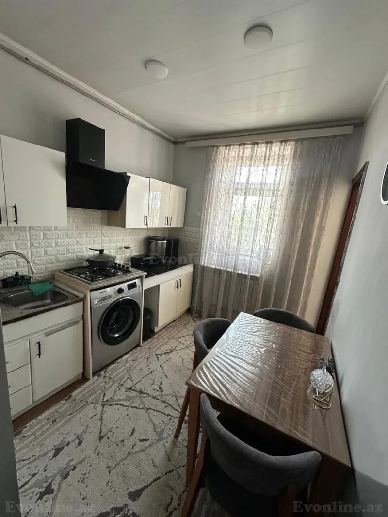 Satılır 4 otaqlı Mənzil Köhnə tikili 90 m² Bakı, Suraxanı r., Bülbülə — Mənzil, Bakı (6)