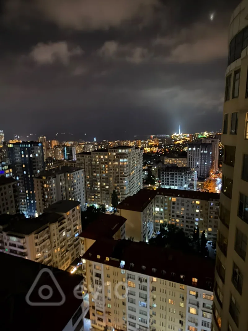 4 otaqlı mənzil, 200 m², nizami metro — kirayə — Mənzil, Bakı (4)