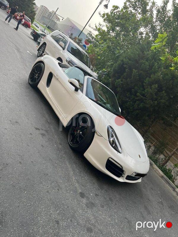 Porsche Taycan — Minik avtomobili icarəsi, Bakı (3)