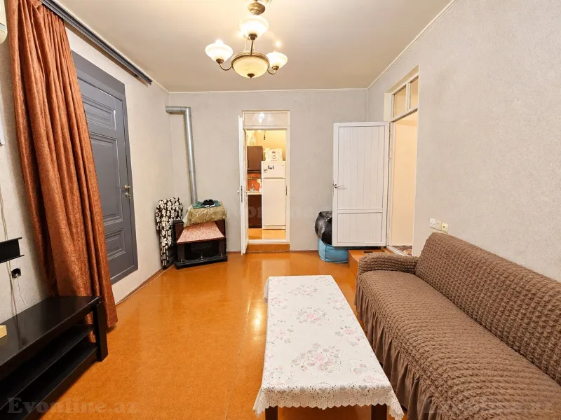 Kirayə verilir 2 otaqlı Mənzil Köhnə tikili 45 m² Bakı, Yasamal r., Elmlər Akademiyası m — Bakı
