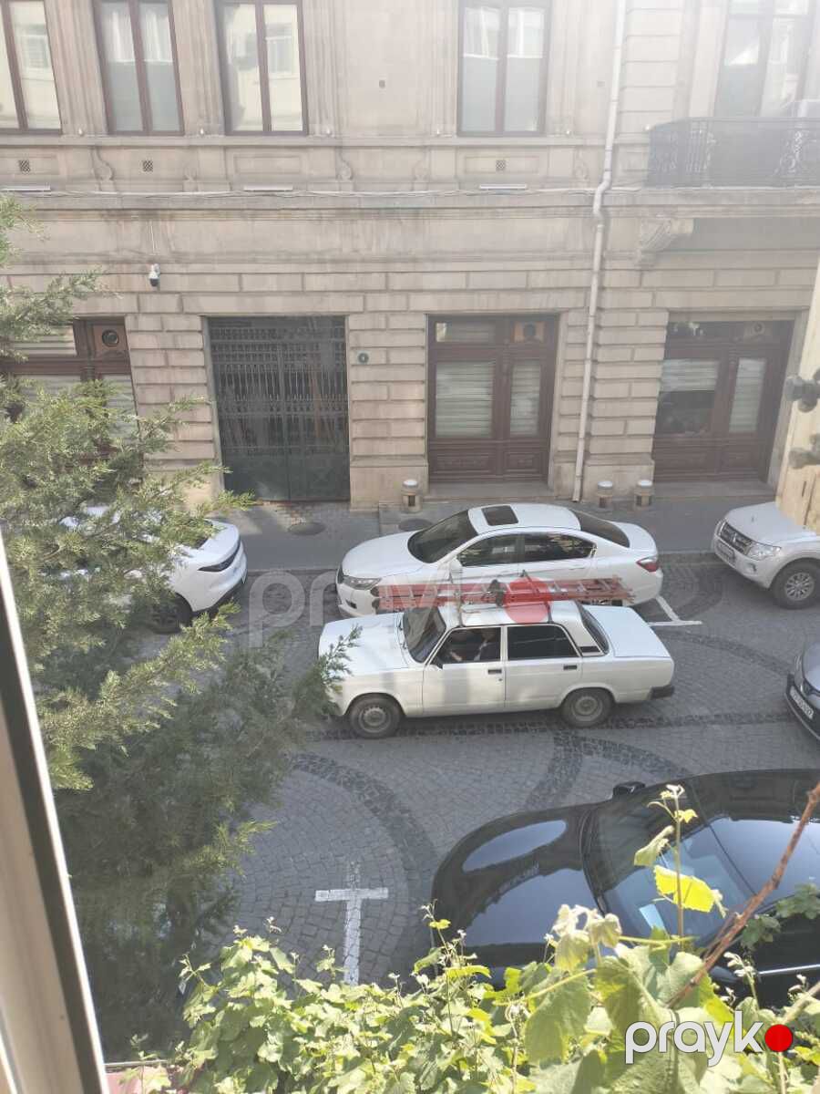 Satılır 3 otaqlı köhnə tikili 50 m² — Mənzil, Bakı (12)