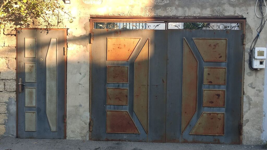 DDarvaza 270/230sm Demir qapi 210/82sm 420azn qiymet sondur Yeni — Pəncərələr, qapılar, balkonlar, Digah