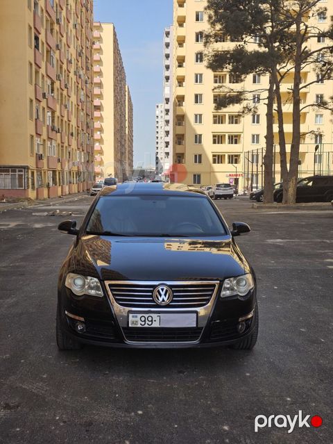 Volkswagen Passat: 1.8 l 2010 il Sedan — Saray