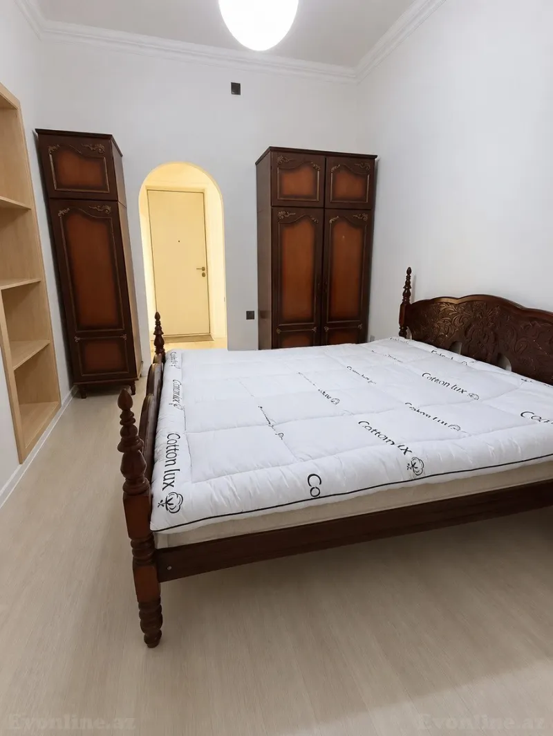 Kirayə verilir 2 otaqlı Mənzil Köhnə tikili 55 m² Bakı, Səbail r — Mənzil, Bakı (2)