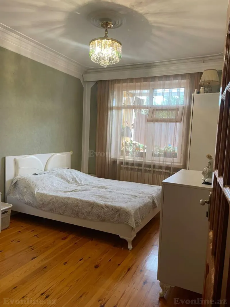 Satılır 3 otaqlı Mənzil Köhnə tikili 90 m² Bakı, Binəqədi r., Memar Əcəmi m., 9-cu mikrorayon — Mənzil, Bakı (7)