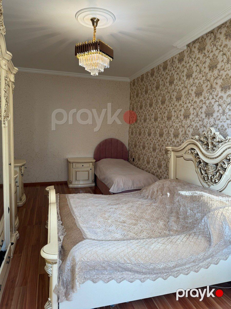 Satılır 4 otaqlı köhnə tikili 100 m² — Mənzil, Bakı (10)