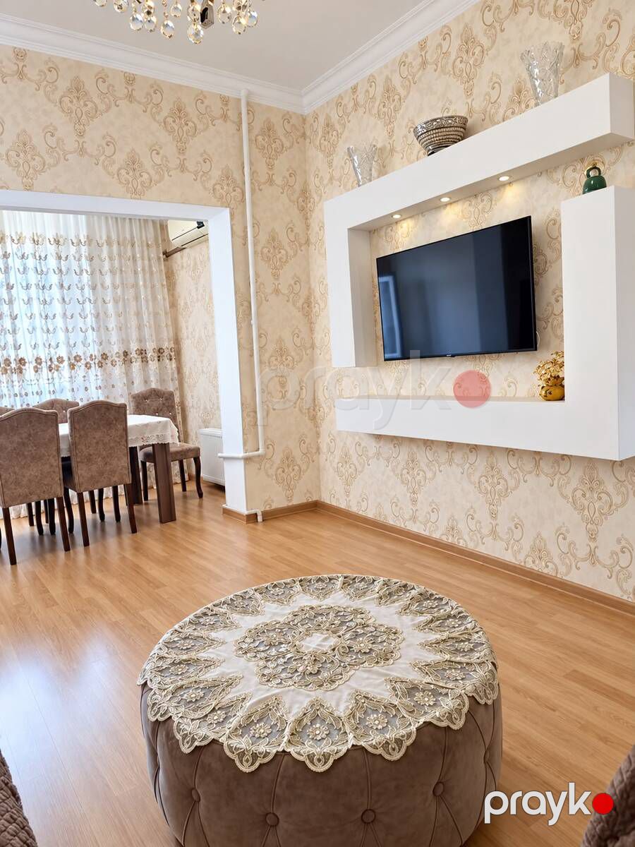Satılır 2 otaqlı köhnə tikili 70 m² — Mənzil, Bakı (4)