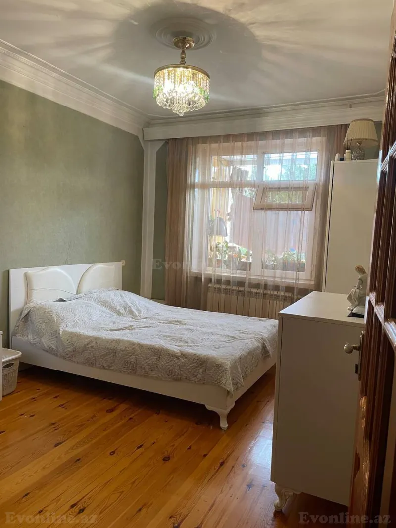 Satılır 3 otaqlı Mənzil Köhnə tikili 85 m² Bakı, Binəqədi r., Memar Əcəmi m., 9-cu mikrorayon — Mənzil, Bakı (8)