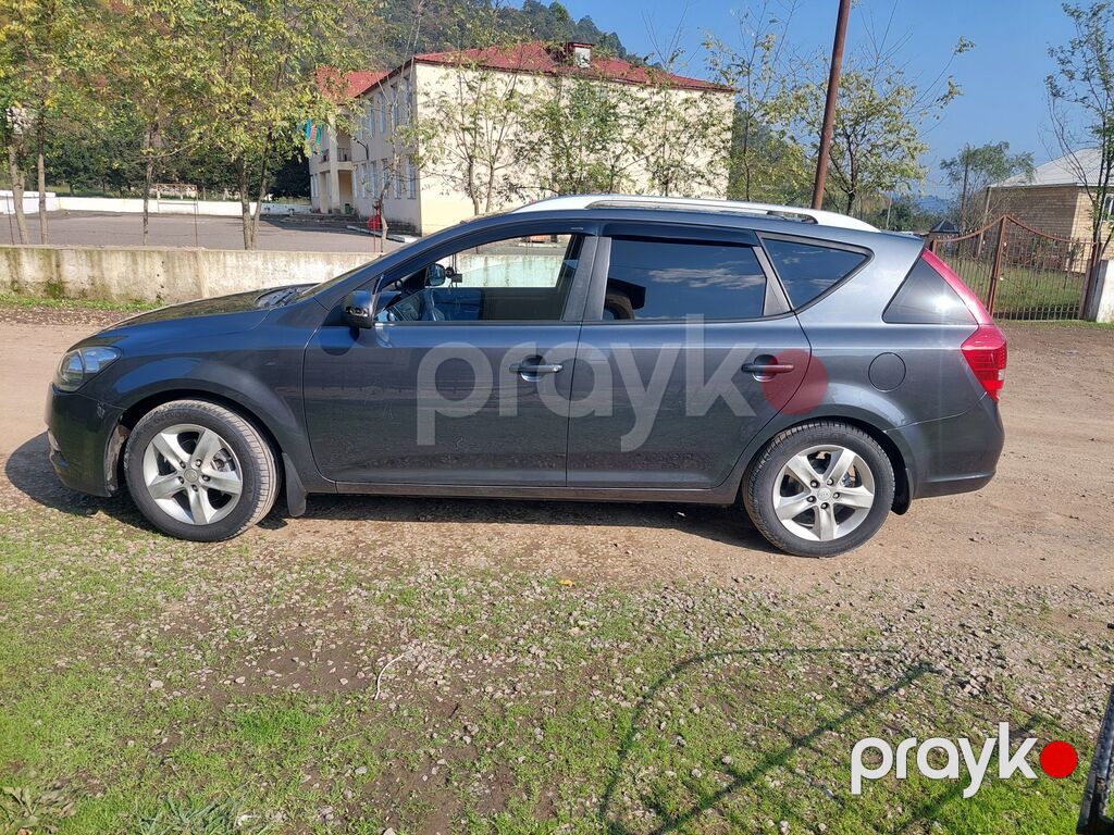 Kia Ceed: 1.6 l 2010 il Universal 77-FR-568 — Avtomobillər, Lerik (4)