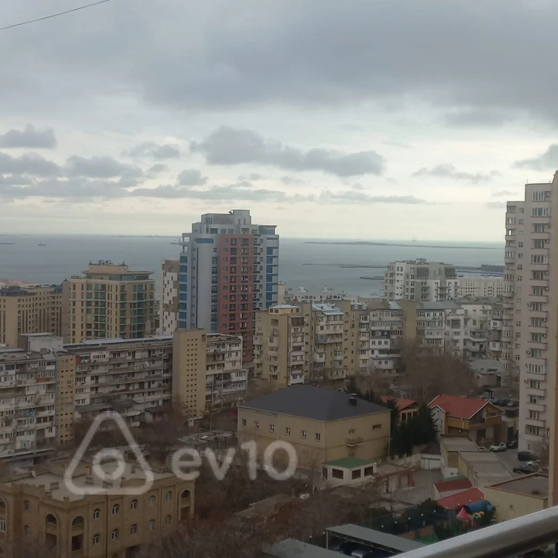 4 otaqlı mənzil, 165 m², Ismayılbəy Qutqaşınlı — Mənzil, Bakı (7)