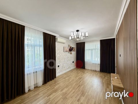 Satılır 2 otaqlı köhnə tikili 65 m² — Bakı