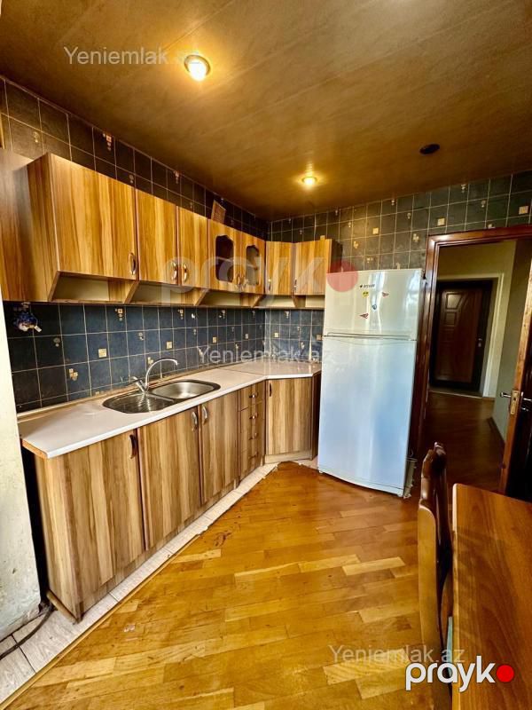 Satılır 2 otaqlı Bina evi menzil (Köhnə tikili), 65 m², Nizami rayonu — Mənzil, Bakı (9)