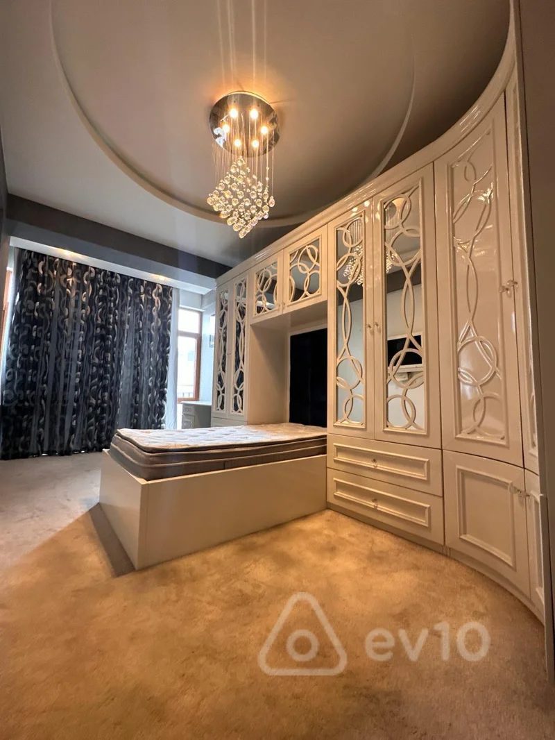 4 otaqlı mənzil, 200 m², Rəşid Behbudov — Mənzil, Bakı (3)