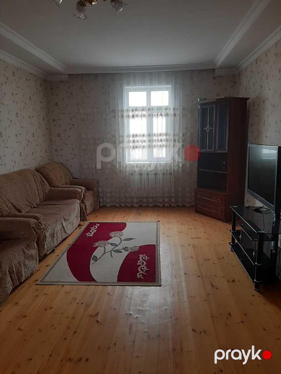 Satılır 4 otaqlı həyət evi/bağ evi 130 m² — Ev, villa, Bakı (2)