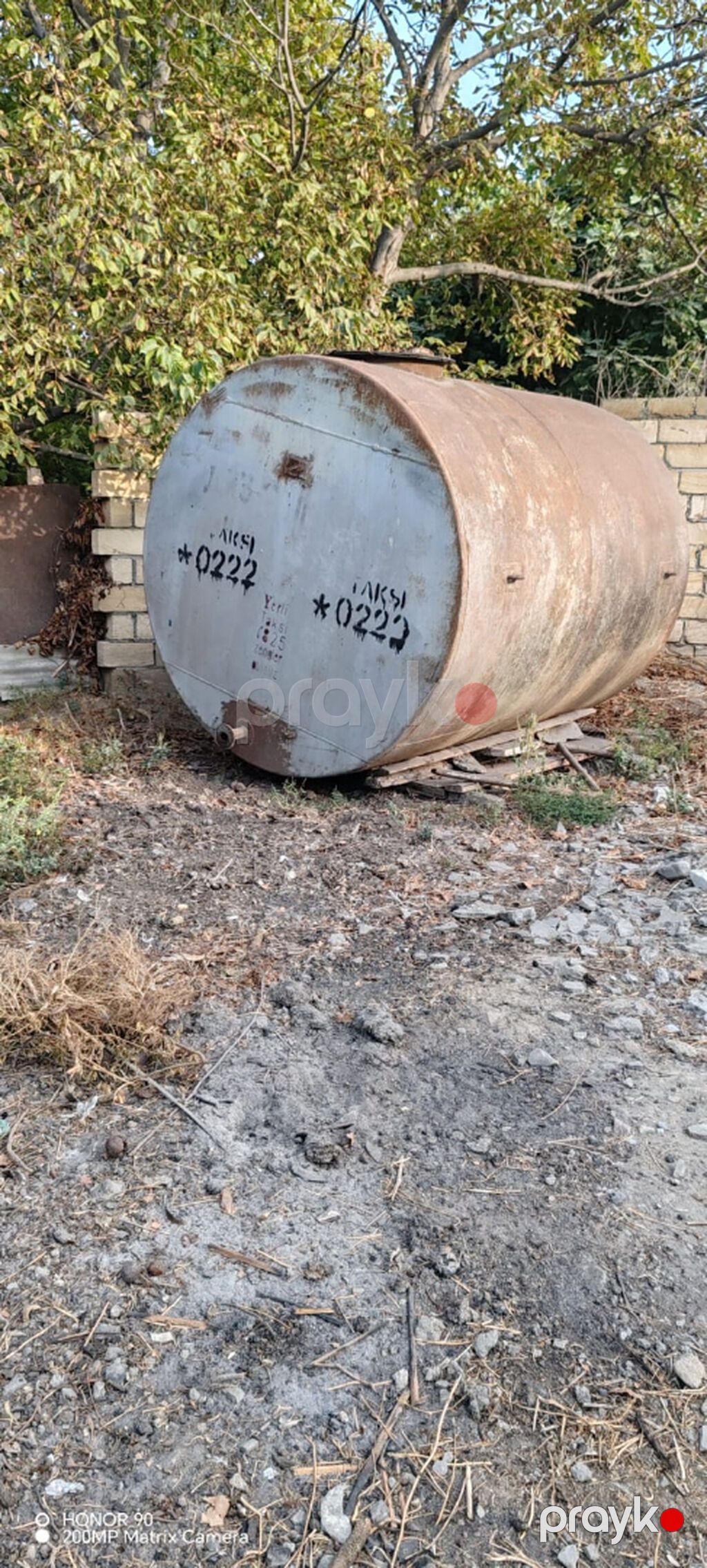 Su çəni.Tutumu 10 ton.Tecili satilir — Ev malları, Bərdə (3)