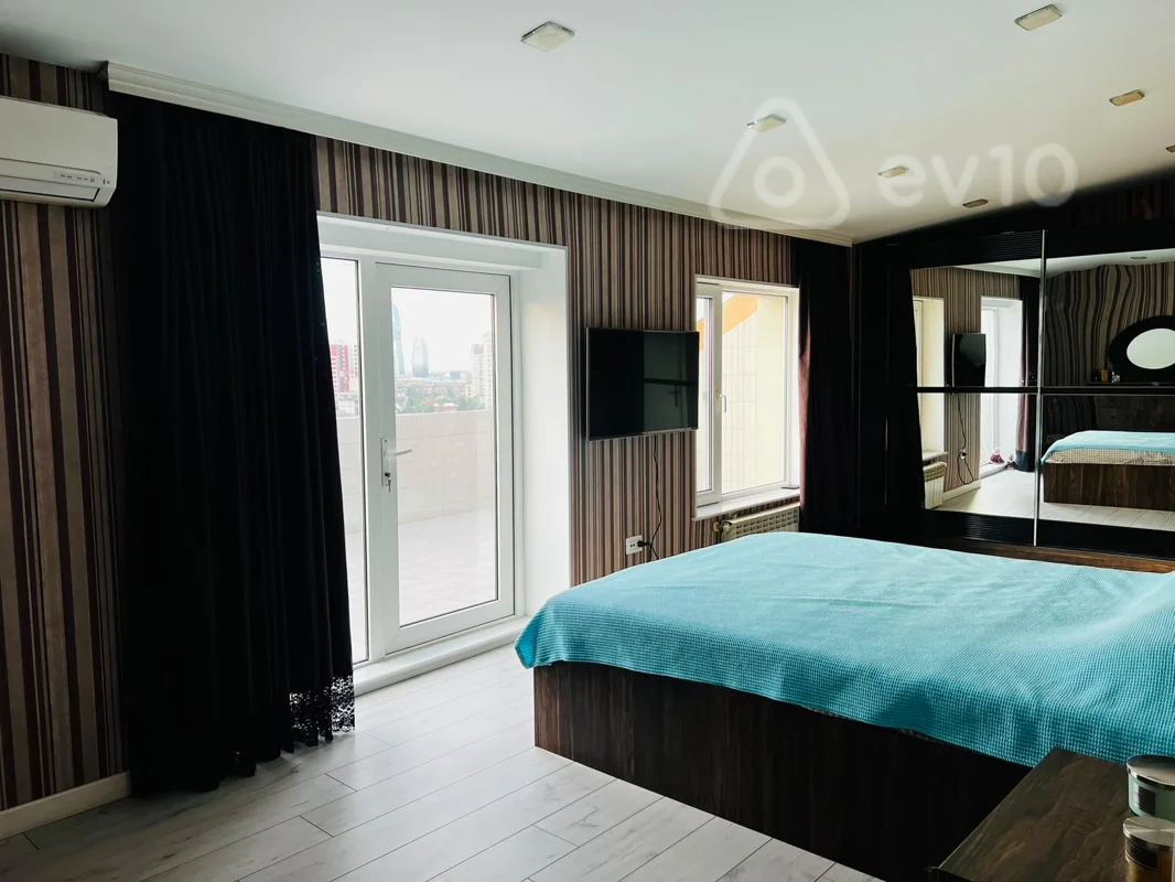 5 otaqlı mənzil, 224 m², Babək pr. 10 — Mənzil, Bakı (12)