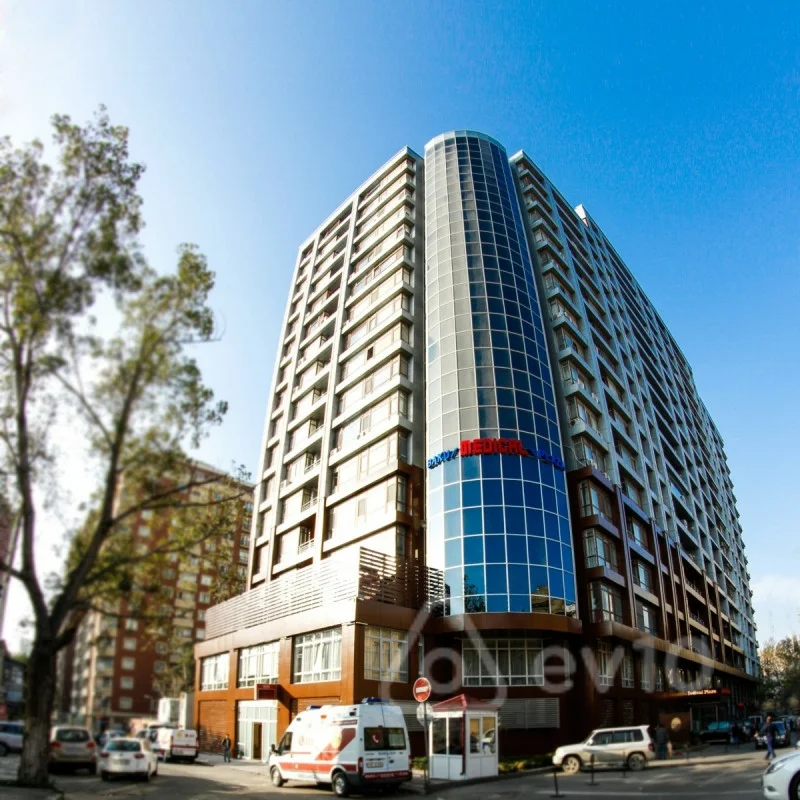 4 otaqlı mənzil, 200 m², Rəşid Behbudov — Bakı