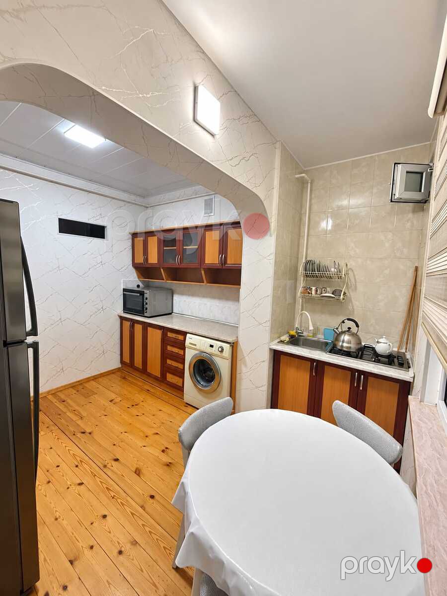 Satılır 2 otaqlı köhnə tikili 60 m² — Mənzil, Bakı (6)