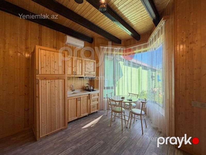 Günlük 4 otaqlı Həyət evi / Villa, 211 m², Quba — Ev, villa, Quba (8)