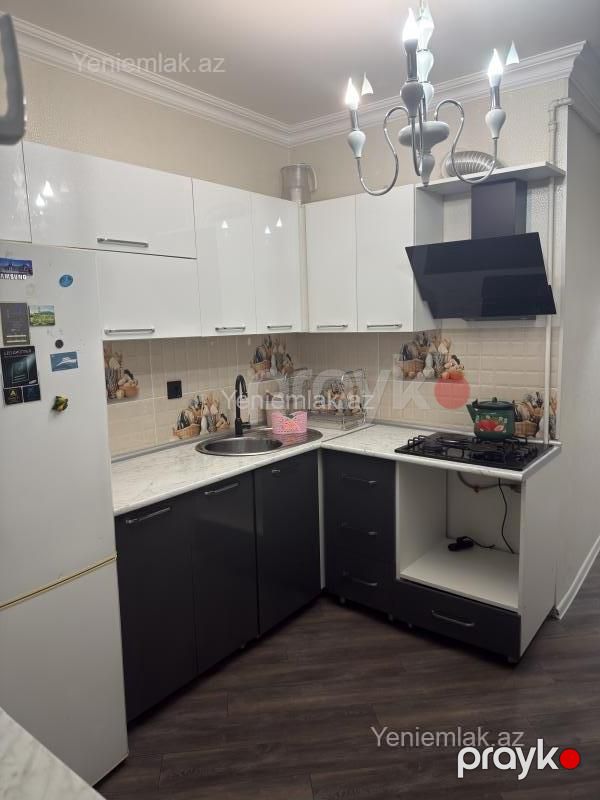 Kirayə 3 otaqlı Bina evi menzil (Köhnə tikili), 72 m², 13-cü mikrorayon — Mənzil, Sumqayıt (8)
